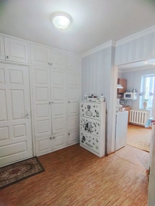 Продам Ленинградку в районе Достык Молл.