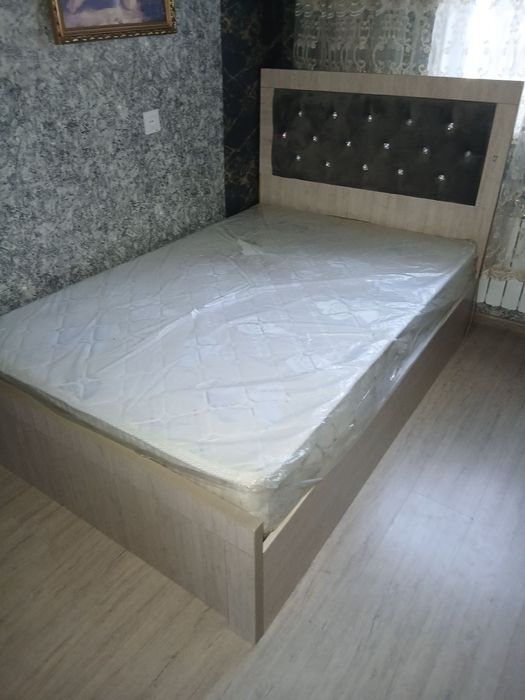 Кровать полтарашка