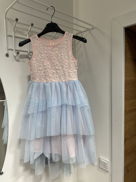 Нарядное платье для девочки