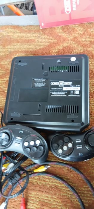 Продаётся игровая ретро генезис