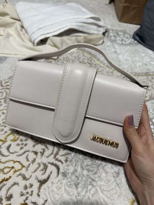 Новая сумка от Jacquemus