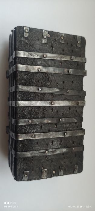 Античен мини сандък Burgo 1929 -реплика на сандъка на Ел Сид