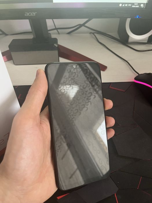 Redmi note 7 память 64гигов