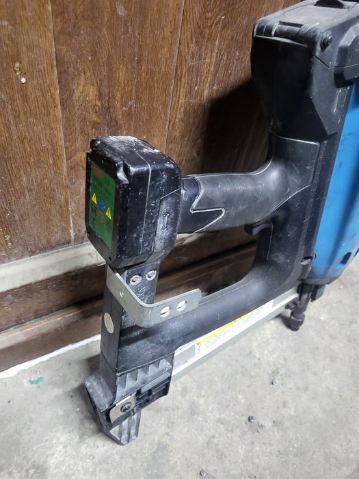 Гвоздезабивной пистолет тойа