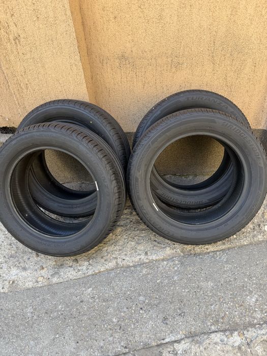 Anvelope vara 215/55r17-Bridgestone