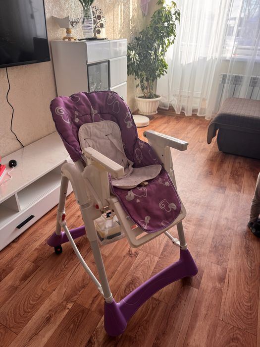Срочно Продам детский стульчик для кормления