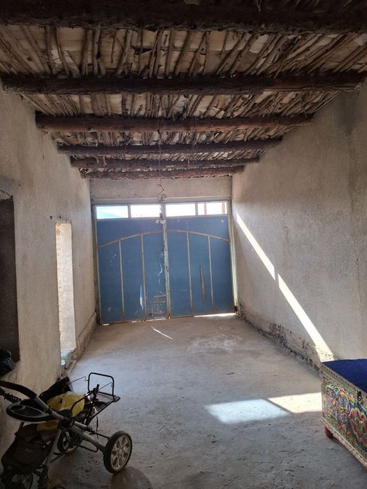 2etajli 6sotixli hovli (katedj) sotiladi