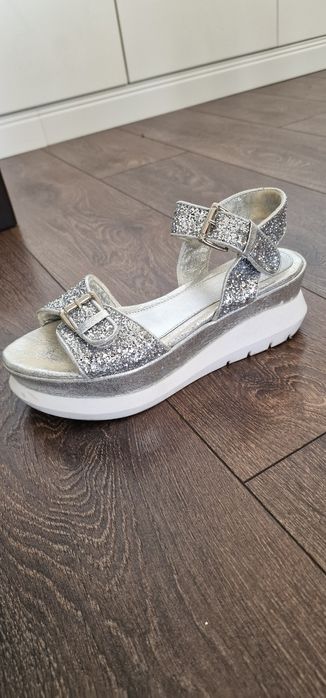 Сандали от Естествена кожа