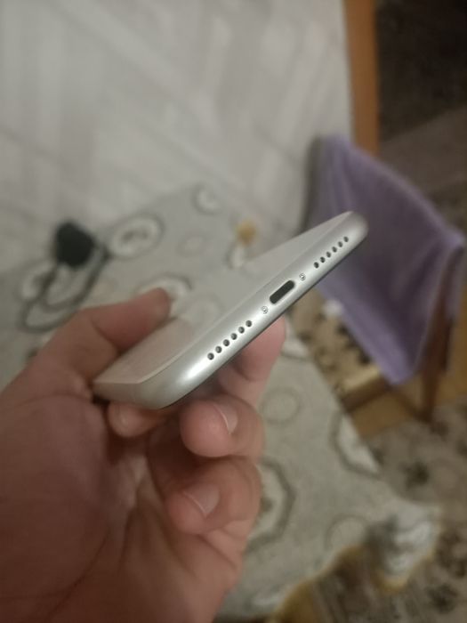 Продам Iphone 11 64gb