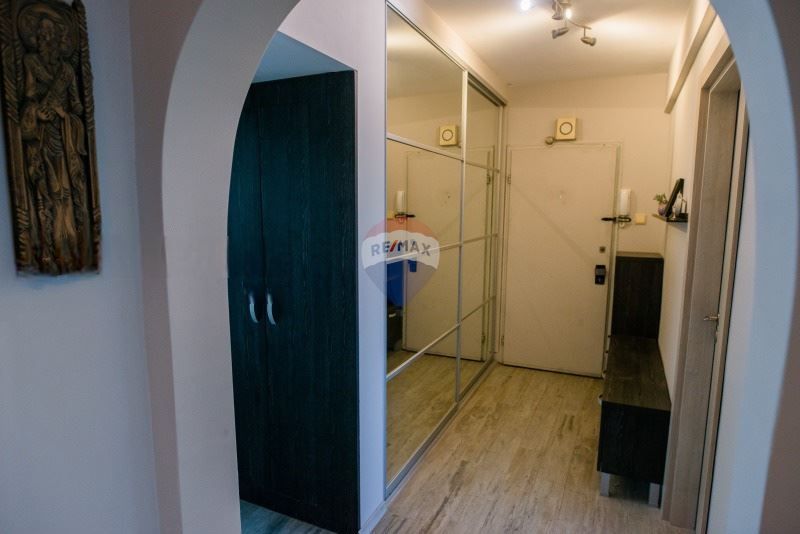 Дава се под наем Тристаен апартамент в Варна, Чайка - 90 кв.м за 663 € - Снимка #11