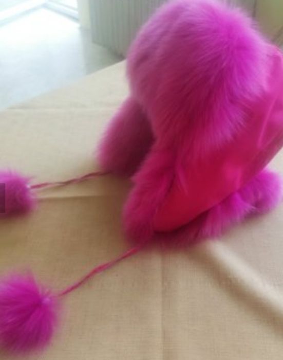 Дамска/тинейджърска  топла шапка и Парка -естествен косъм лисица