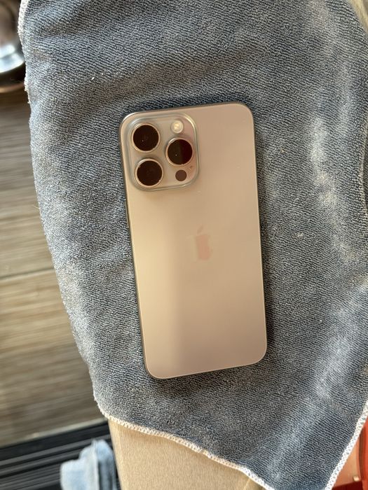 Iphone 15 pro max Titanium