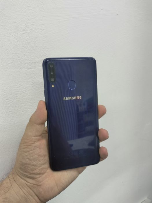 Продам Samsung A20s 32gb