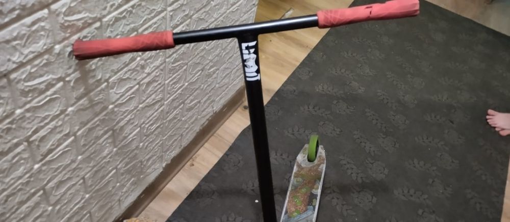 Трюковой самакат кастом