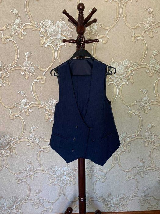 Тройка. Костюм, Брюк, Жилет.