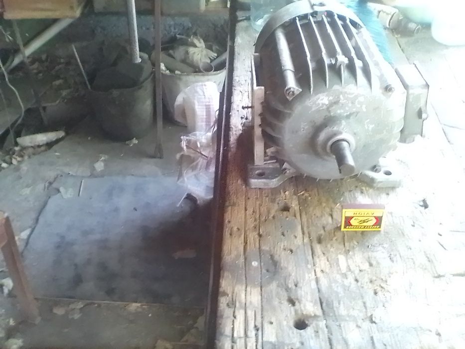 Корпус двигателя 220 вольт.