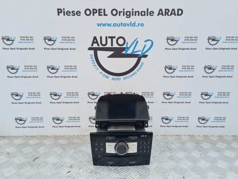 CD Player Black Piano cu display CD 30 MP3 Opel Zafira B Facelift