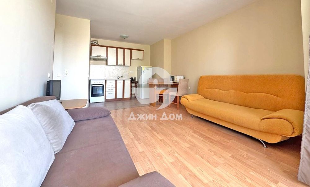 Продава се Двустаен апартамент в к.к. Слънчев бряг - 60 кв.м за 1084 €/кв.м - Снимка #1