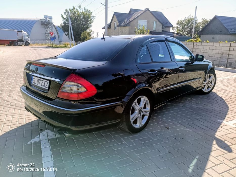 MERCEDES-BENZ E-Class 2006 — imagine 4