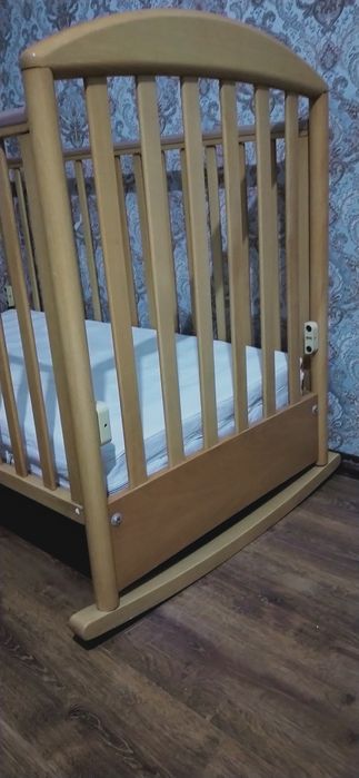 Кроватка детская