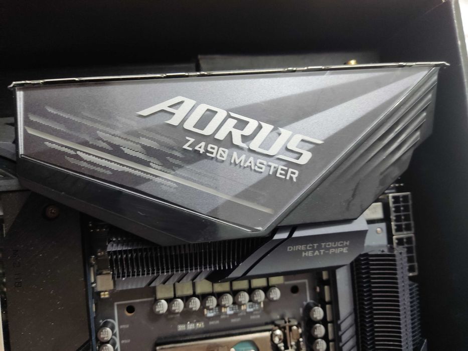 Gigabyte Z490 Aorus Master Open Box, не использовалась + i5-11400F
