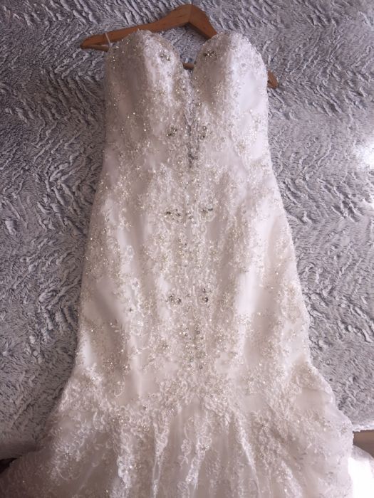 Шикарное свадебное платье