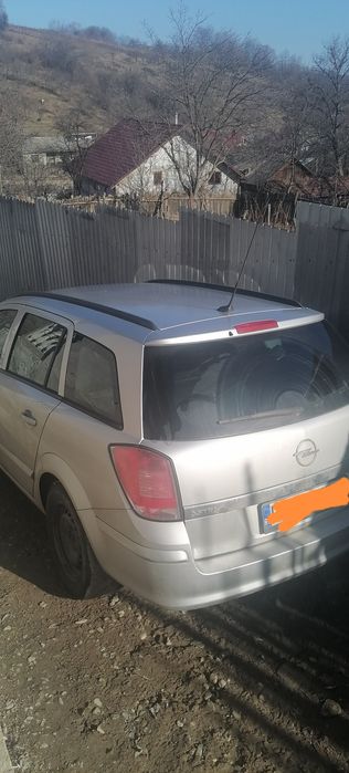 Vând Opel astra h 1 7 cdti