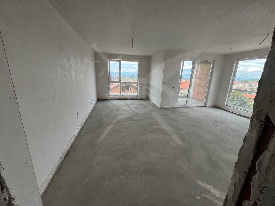 Продава се Тристаен апартамент в с. Марково, Област Пловдив - 132 кв.м за 1349 €/кв.м - Снимка #2