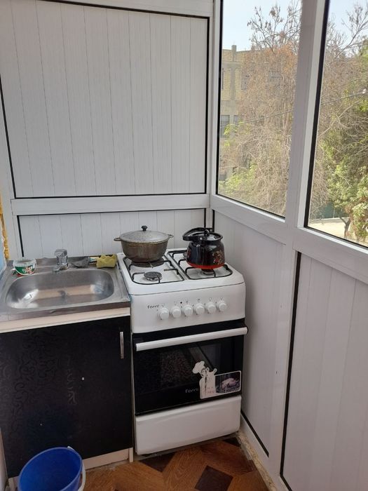 2 xonalik uy ijaraga beriladi.