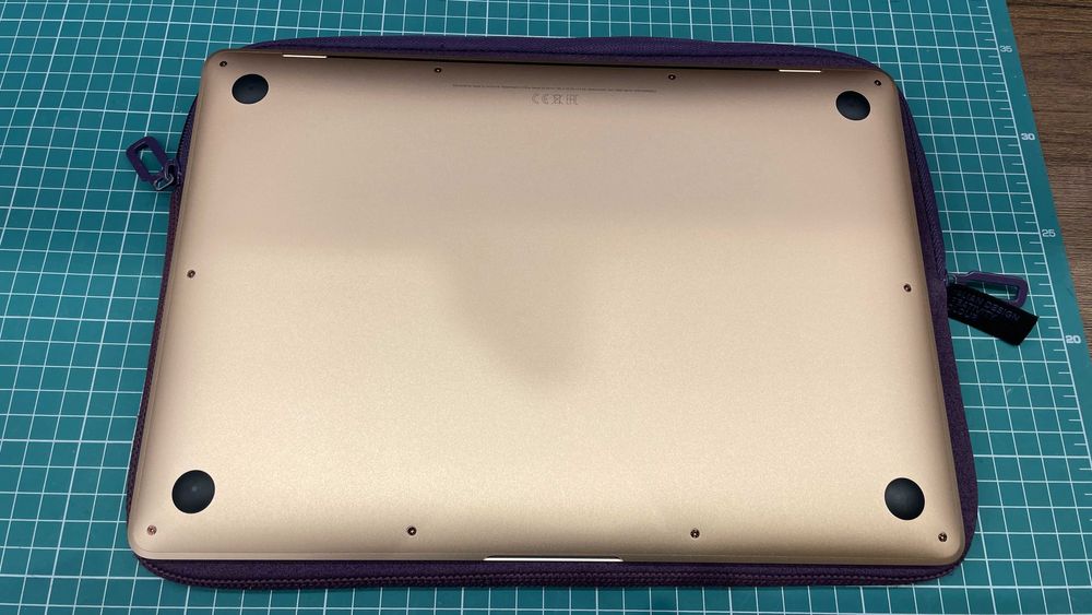 Mac book air 13 M1 Rose gold 256GB SSD КАТО НОВ 94% батерия