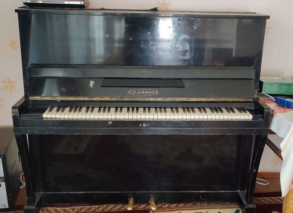 Пианино сотилади