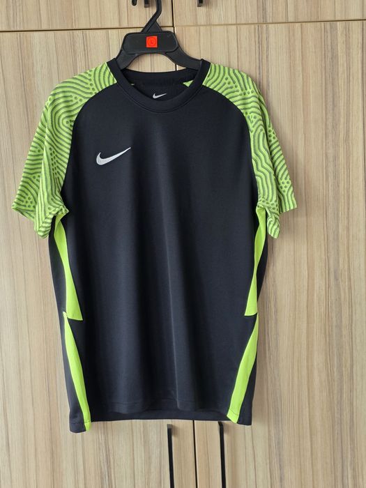 Tricou Nike DRI-FIT