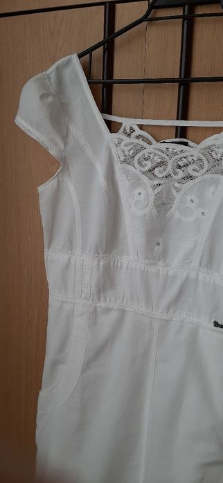 Бяла  рокля на  KENSOL