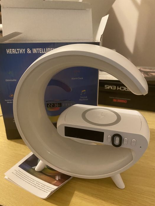 Star Light Sound Machine - Lampa Smart Led ‘G’  cu boxa, ceas, alarma, incarcare wireless