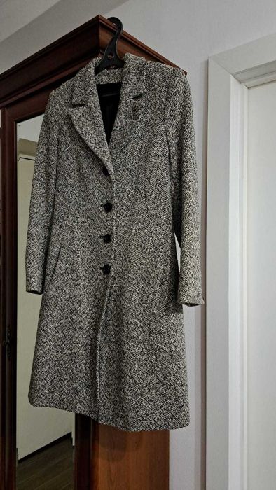 Продам женское драповое пальто