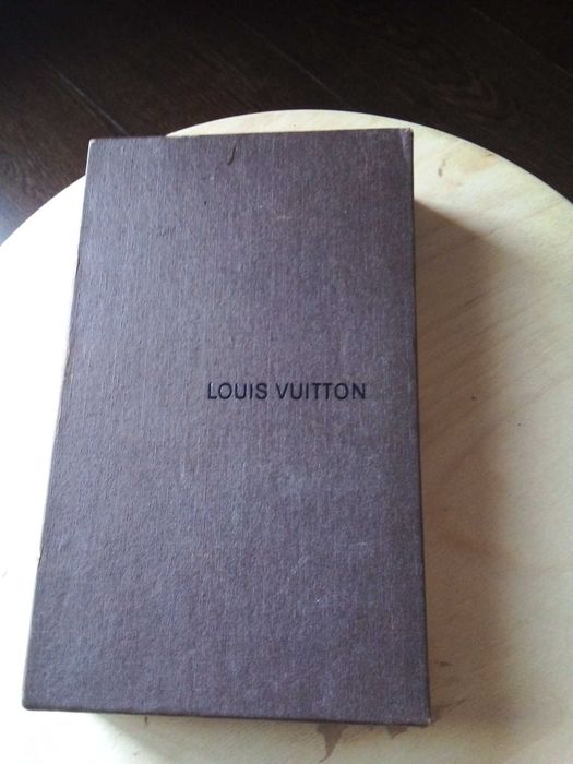 Продам Женское портмоне Louis Vuitton