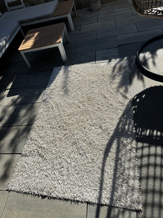 Vand 2  covoare 1,20/2 si 2/3 m