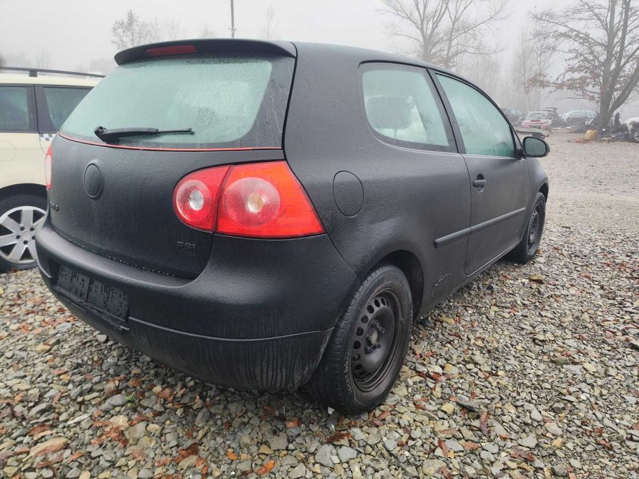 Golf 5 1.4 FSI 90кс на части голф 5 на части