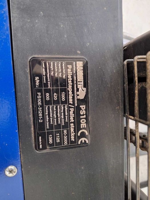 Liza/Transpalet electric cu catarg 1.0 to/ 3 m