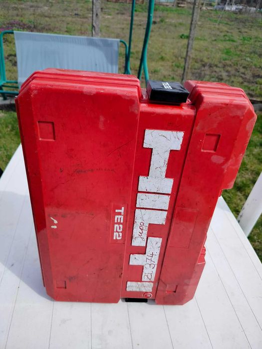 Hilti TE -22-Kуфар за  Перфоратор