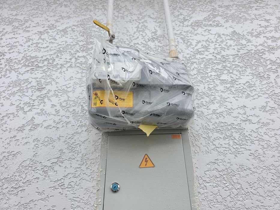 3 sotix yangi qurilgan uy sotiladi Gazi bor!! svet suv bor Progres