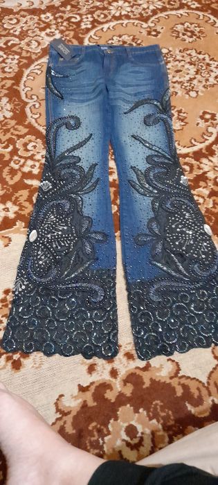 Женская  одежа  брюки