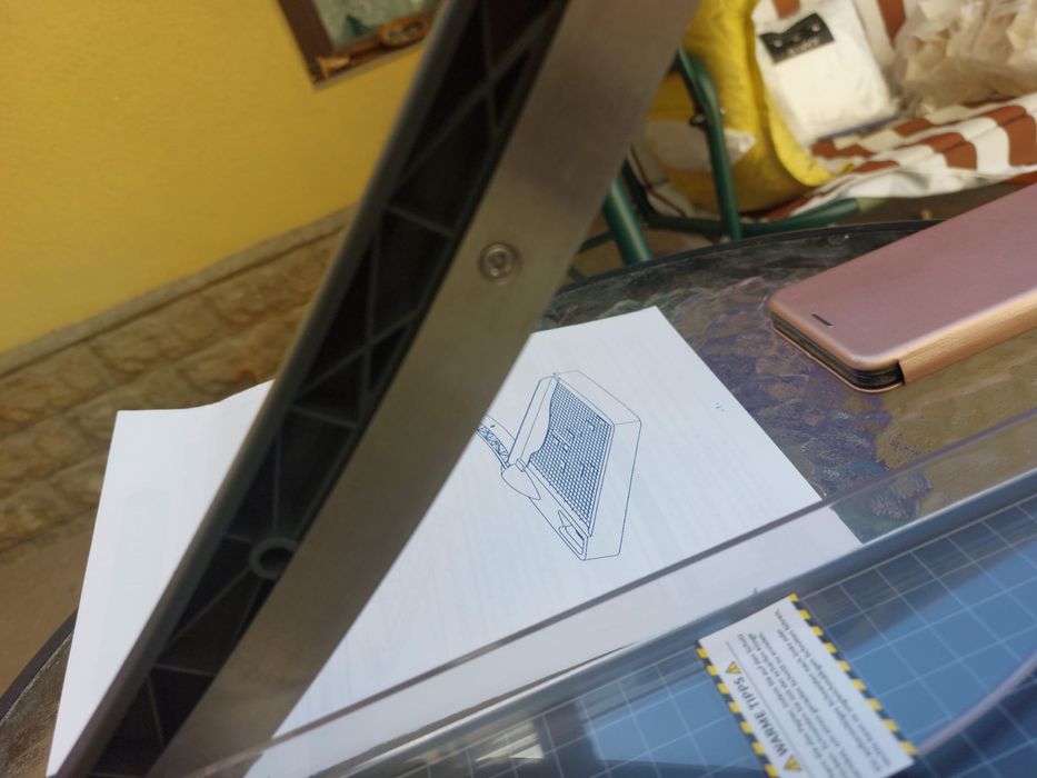 Ghilotina A4 - ideal pentru hartie sau caryon