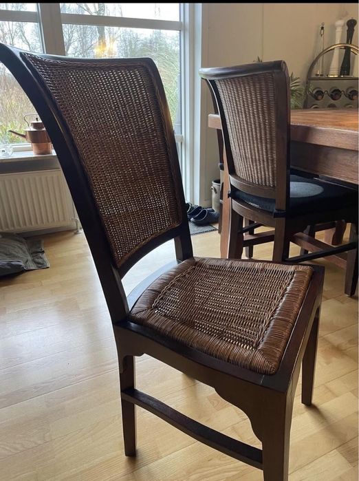 Кухненска маса със столове