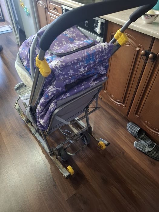 Саночки складные на колесах