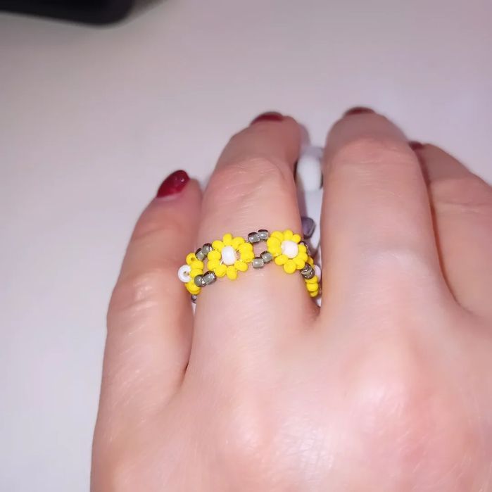 Бижута от стъклени мъниста синци