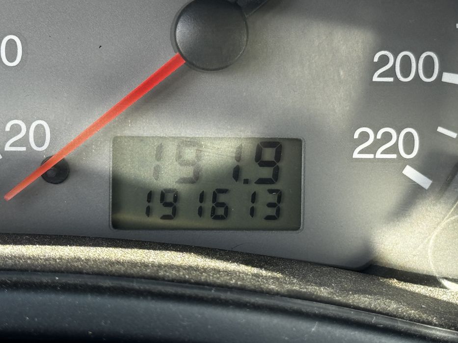 Форд фокус 1.6 бензин/газ