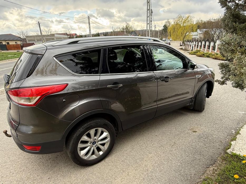 Ford Kuga 2015 2.0 automat 150cp 4x4 impecabil