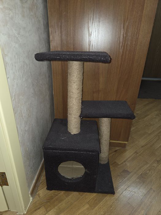 Домик для кошки/когтеточка