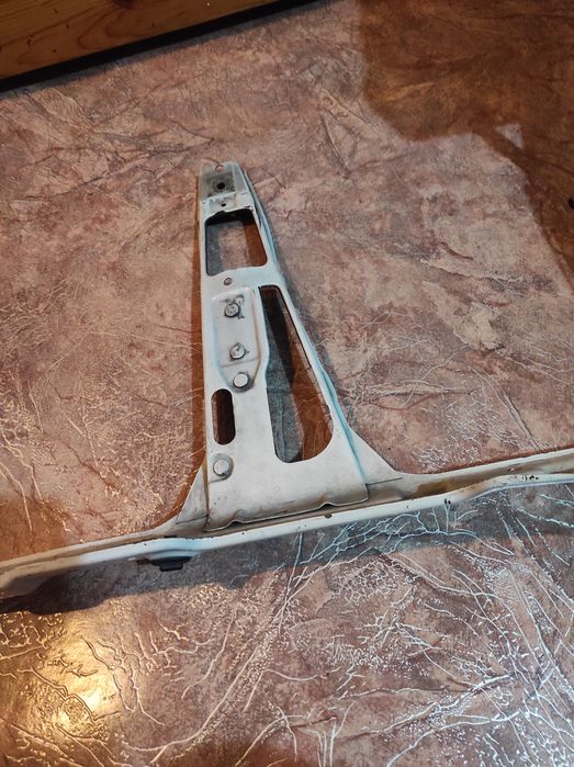 Продам переднюю панель телевизор ауди с4 (б4)